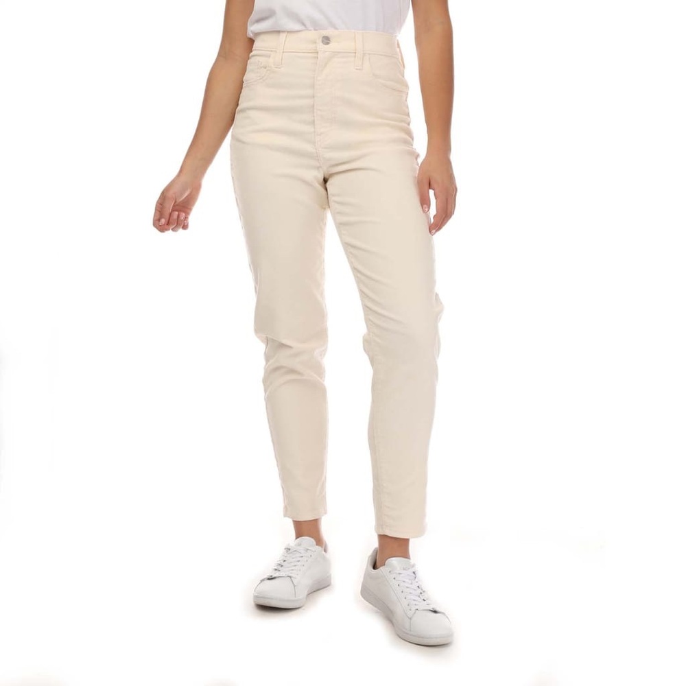 Levi's High Waisted Mom Jeans in Cream Corduroy, Size 28x29